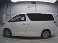 2012 Toyota Vellfire