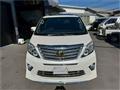 2013 Toyota Alphard