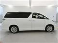 2013 Toyota Vellfire