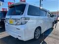 2014 Toyota Vellfire