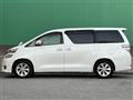 2013 Toyota Vellfire