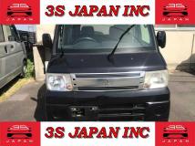 2011 Mitsubishi Town Box