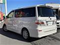 2003 Toyota Alphard