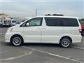 2005 Toyota Alphard