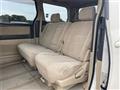 2005 Toyota Alphard
