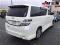 2011 Toyota Vellfire