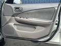 2004 Nissan Sunny