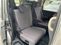 2006 Nissan Serena