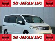 2008 Nissan Serena