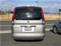 2009 Nissan Serena