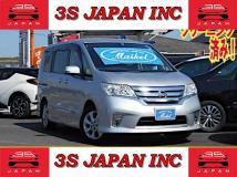 2012 Nissan Serena