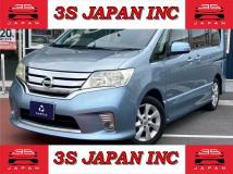 2013 Nissan Serena