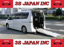 2014 Nissan Serena