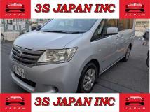 2013 Nissan Serena