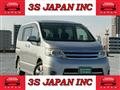 2009 Nissan Serena
