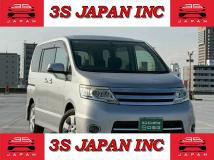2009 Nissan Serena