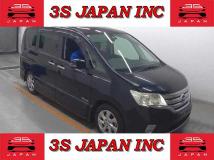 2013 Nissan Serena
