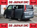 2009 Nissan Serena