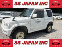 2000 Mitsubishi Pajero Mini