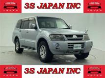 2005 Mitsubishi Pajero