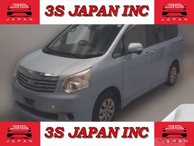 2013 Toyota Noah