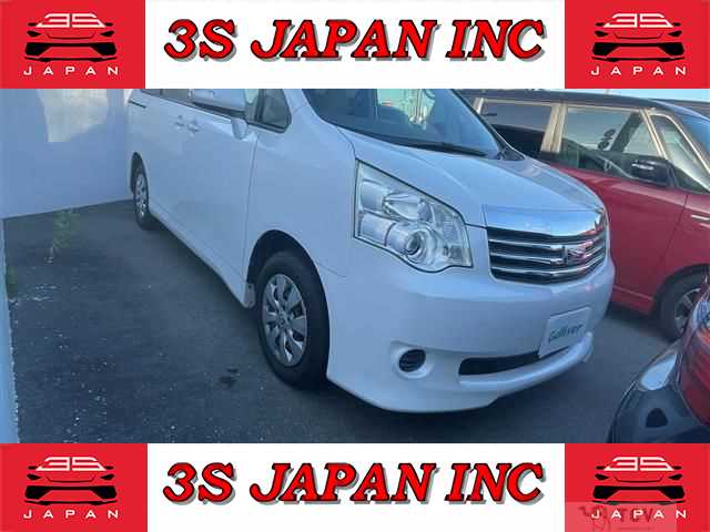 2013 Toyota Noah
