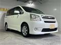 2007 Toyota Noah
