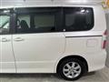 2007 Toyota Noah