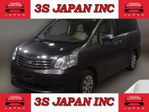 2013 Toyota Noah