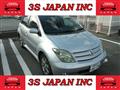 2005 Toyota IST