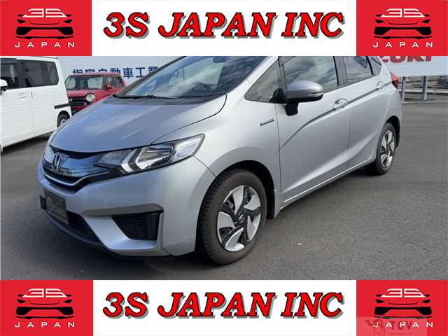 2013 Honda Fit Hybrid