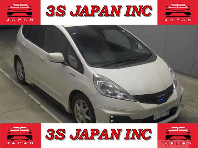 2013 Honda Fit Hybrid