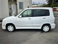 2001 Nissan Cube