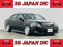 2013 Toyota Crown Majesta