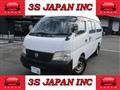 2004 Nissan Caravan