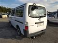 2004 Nissan Caravan