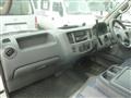 2005 Nissan Caravan