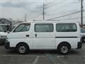 2005 Nissan Caravan