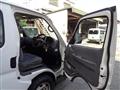 2004 Nissan Caravan