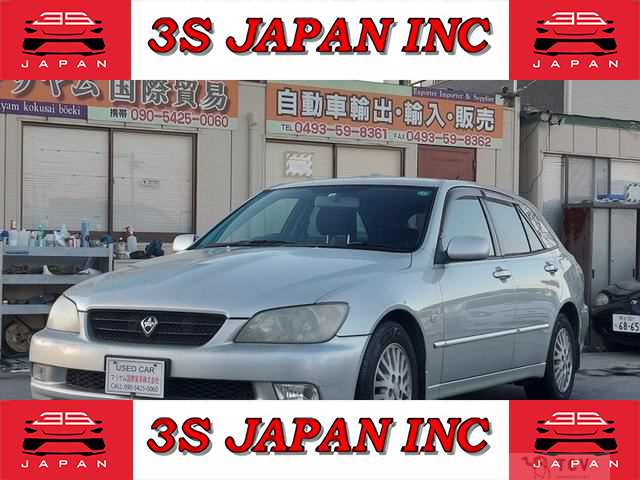 2002 Toyota Altezza Gita