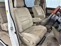 2004 Toyota Alphard