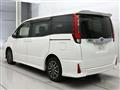 2016 Toyota Noah
