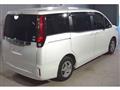 2016 Toyota Noah