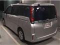 2016 Toyota Noah