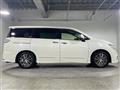 2017 Nissan Elgrand