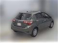 2017 Toyota Vitz