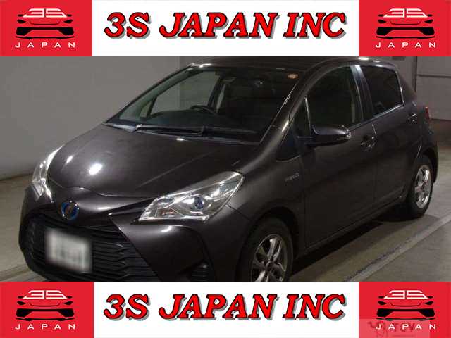 2017 Toyota Vitz