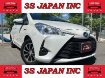 2017 Toyota Vitz