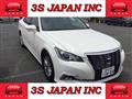 2016 Toyota Crown