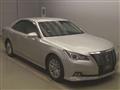 2016 Toyota Crown